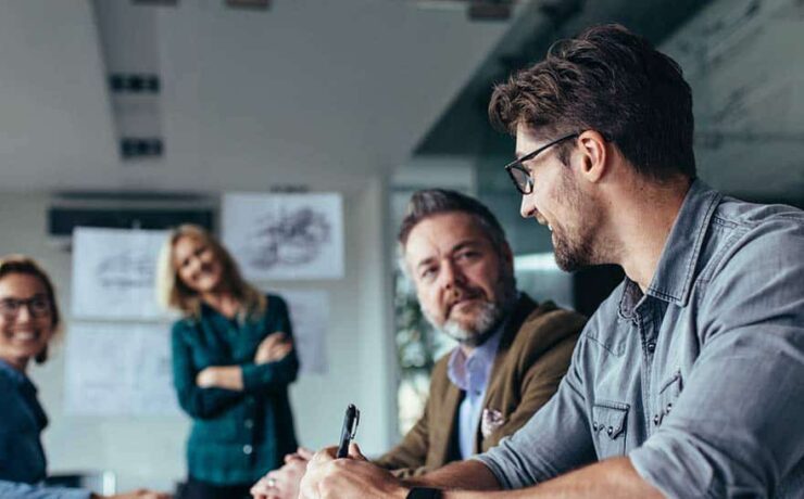 HR Advisor mit Kollegen und Personalreferent